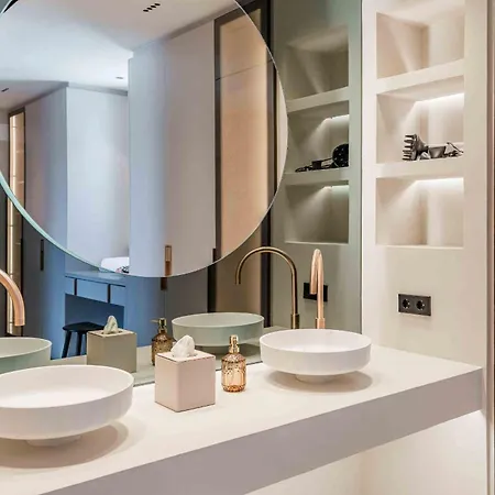 Gotmar Is A Modern Villa
